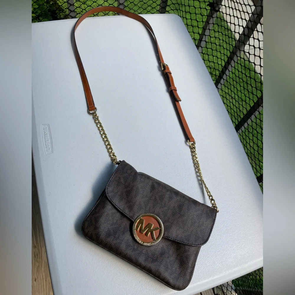 Michael Kors Brown Fulton Flap Gusset Crossbody Brown Envelope Purse Gold Chain